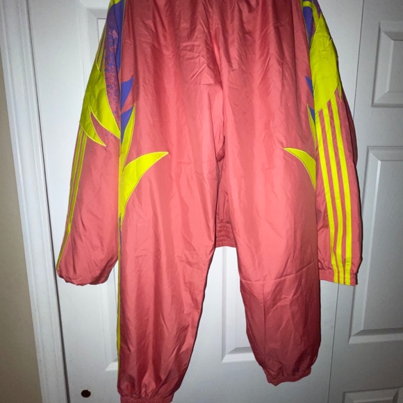 Adidas - Picture 2 of 4